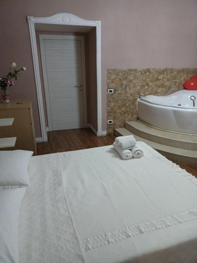 Ponte Di Chiaia Otel Napoli Dış mekan fotoğraf