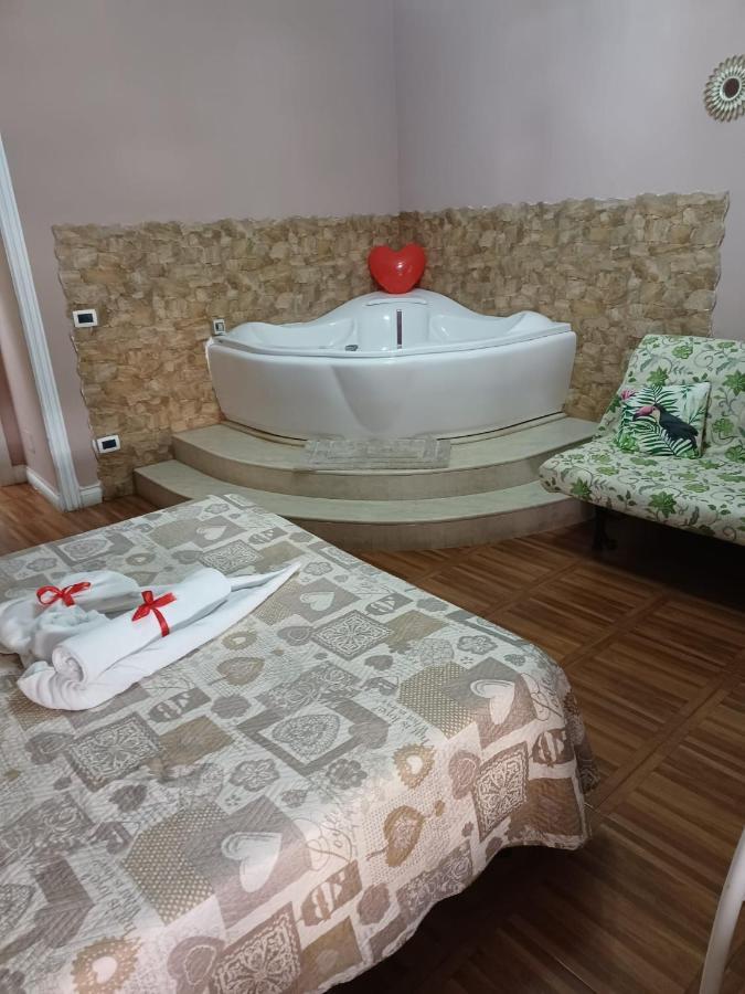 Ponte Di Chiaia Otel Napoli Dış mekan fotoğraf